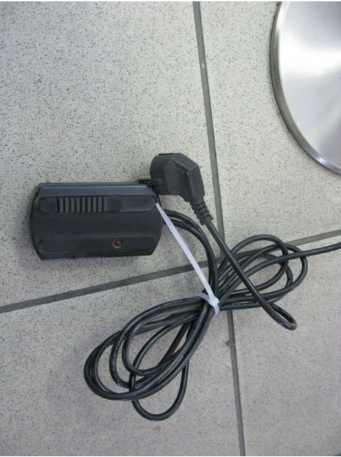  LANDLITE V2056/3F vintage állólámpa, G9, max. 3x40W, fényszabályzóval, halogén fényforrással
